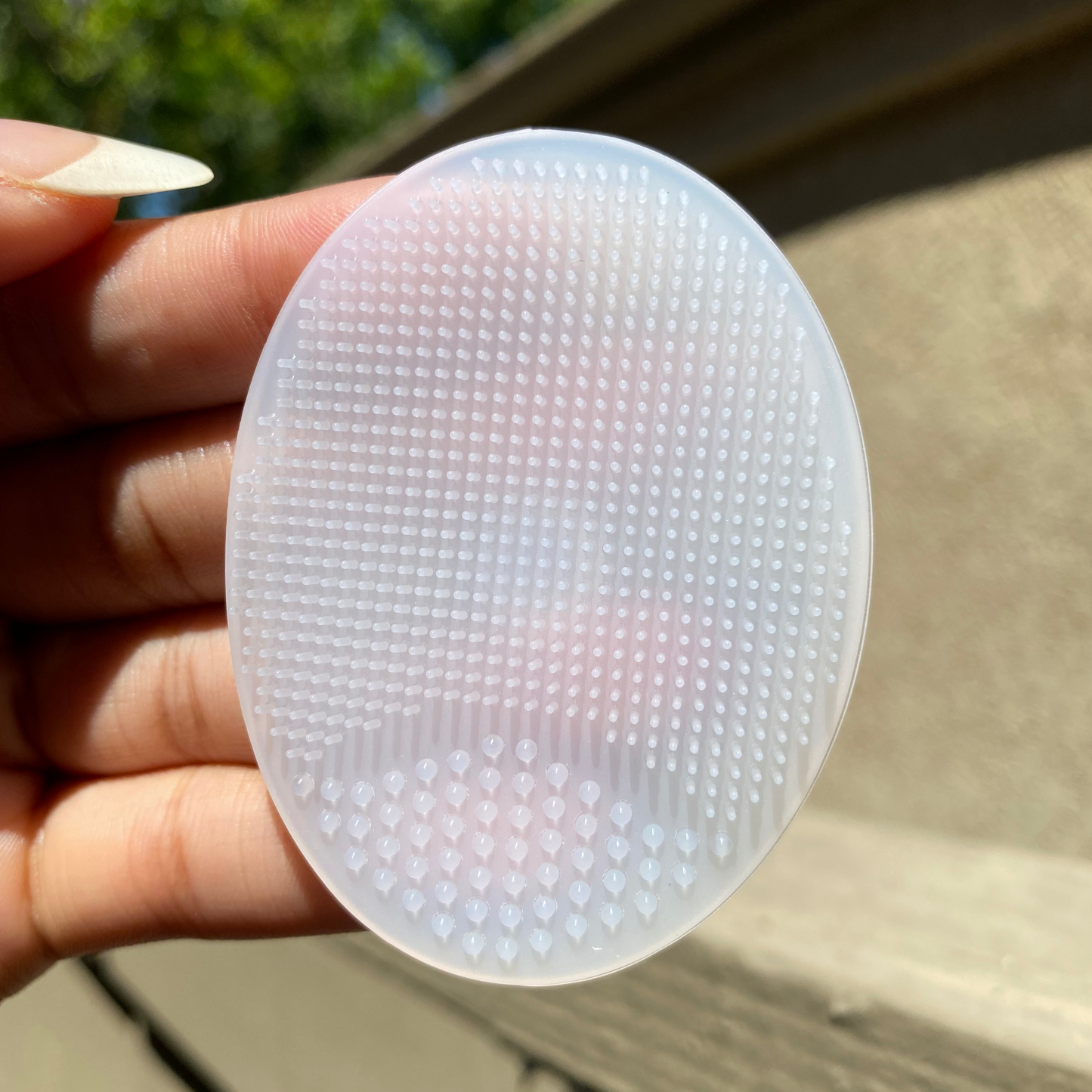 SILICONE FACE CLEANSING BRUSH